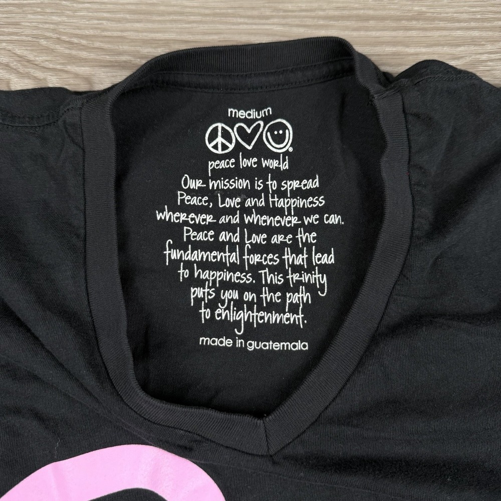 Peace Love World Women's I Am Love V Neck Short Sleeve Tee Black Size Medium - Picture 4 of 7